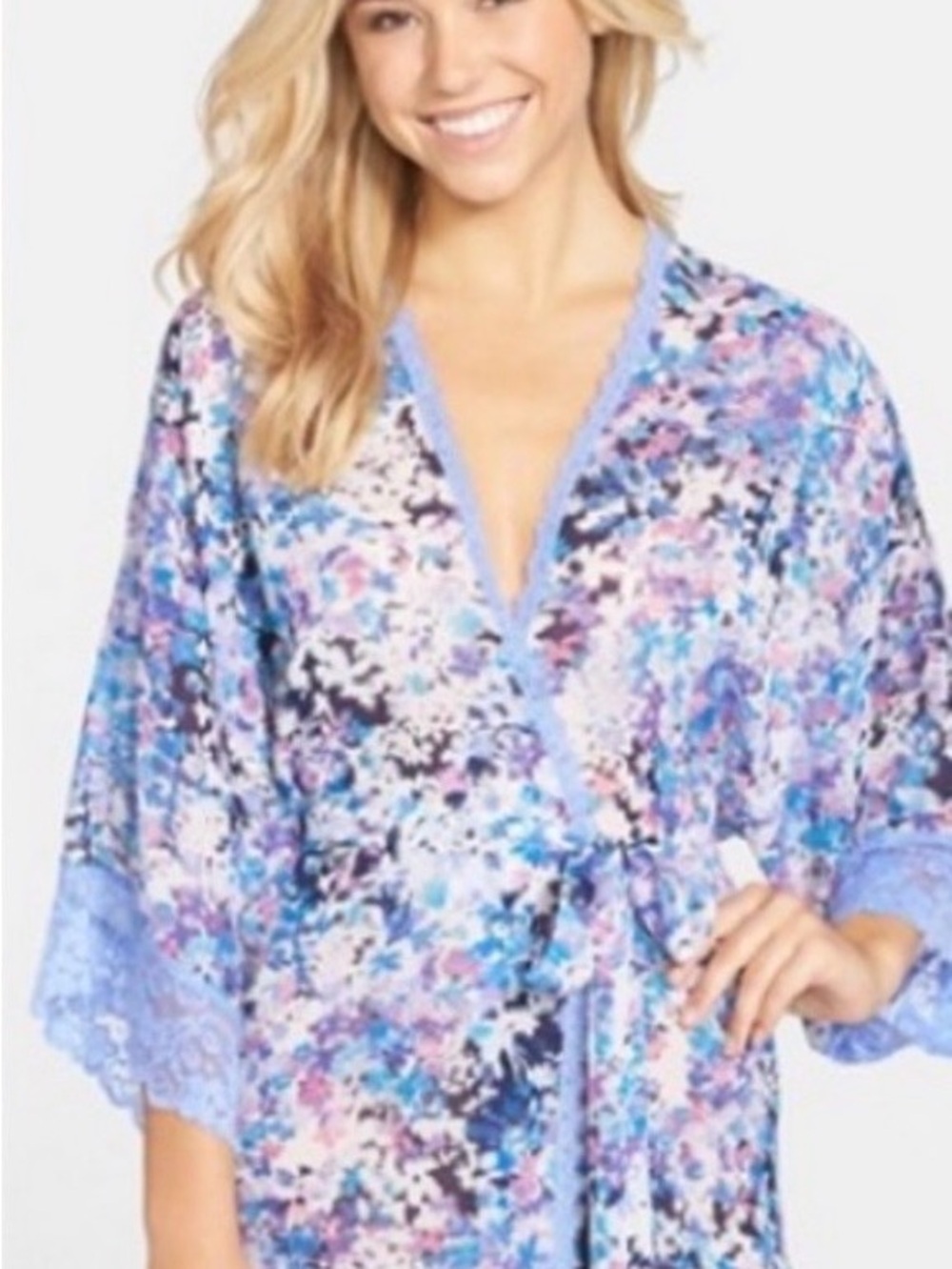 In Bloom by Jonquil - Robe lace trim